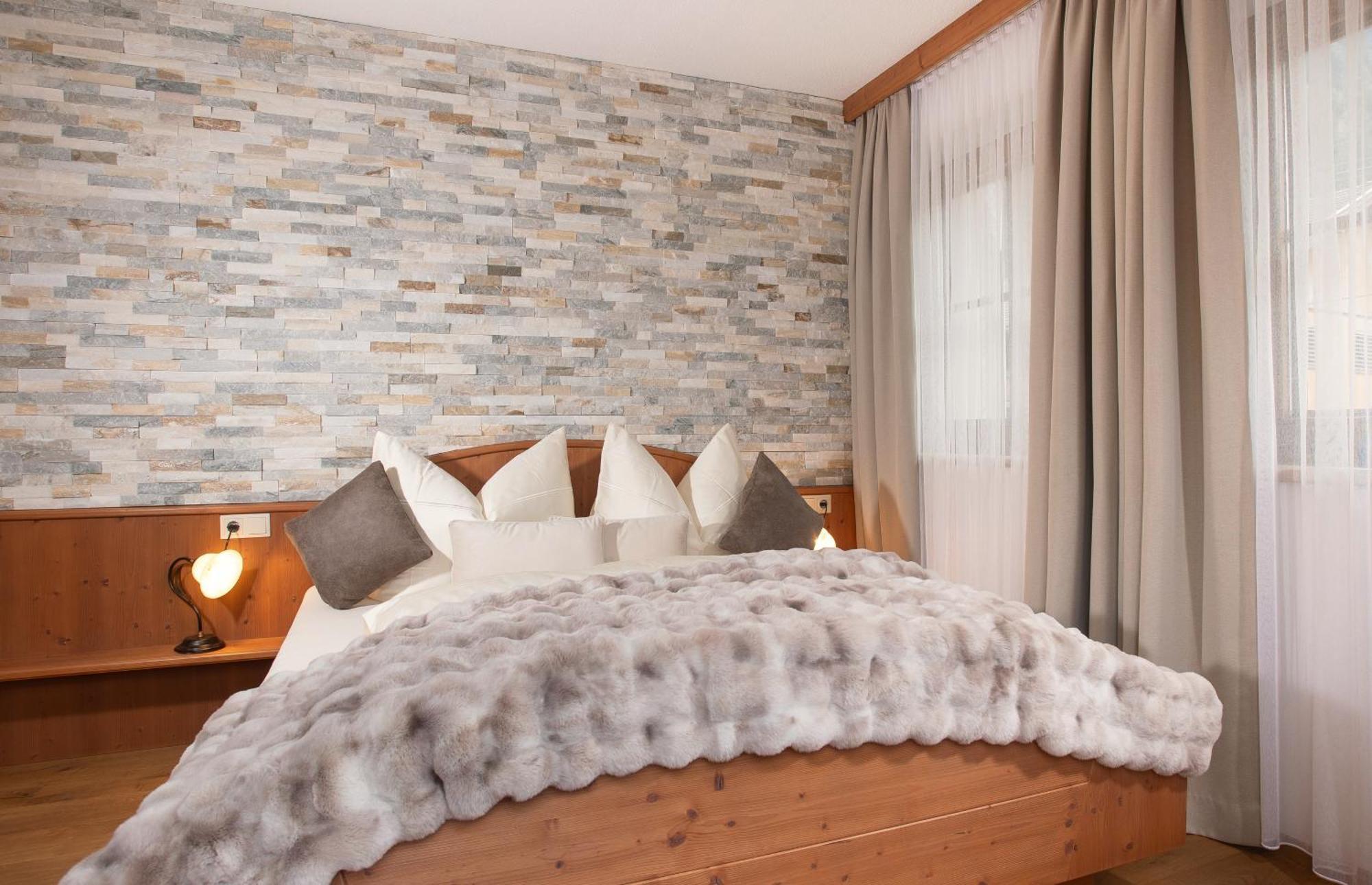 Brixnerhof Im Zillertal Hotel Schlitters Luaran gambar