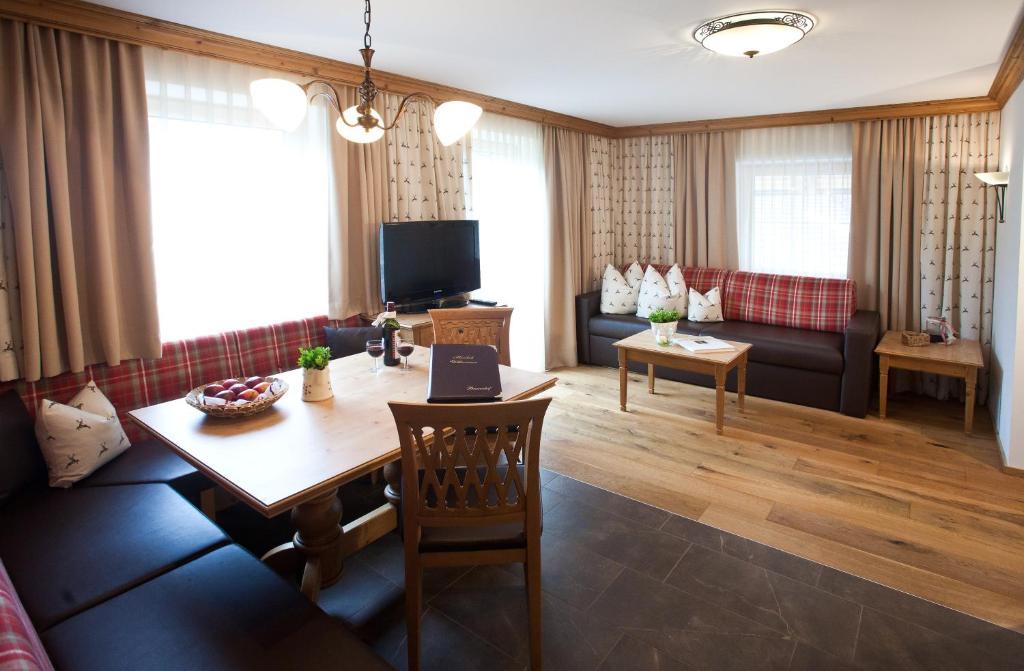 Brixnerhof Im Zillertal Hotel Schlitters Bilik gambar